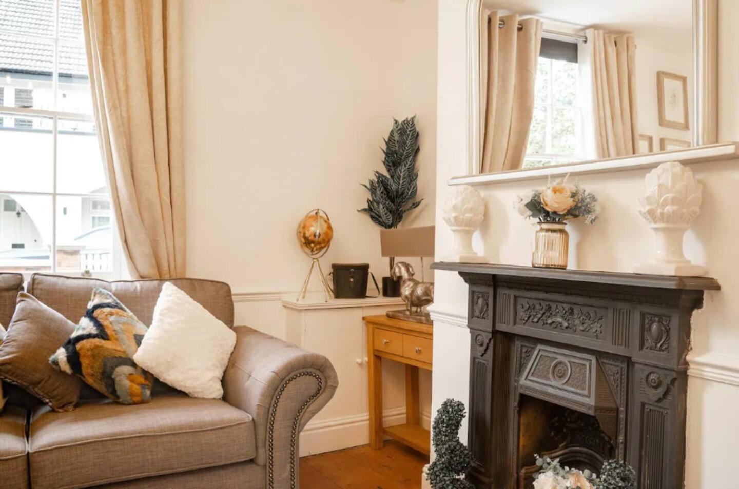 No22 Chester Racecourse Townhouse 外观 照片